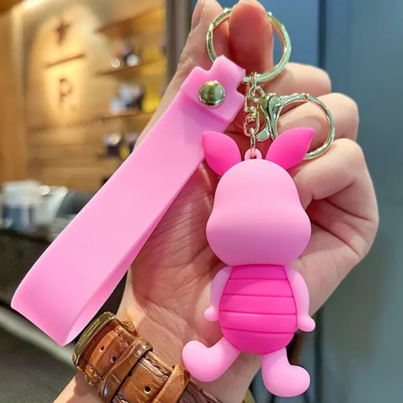 🆕DISNEY'S OFFICIALLY LICENCED PIGLET 3D KEYCHAIN - Picture 5 of 16